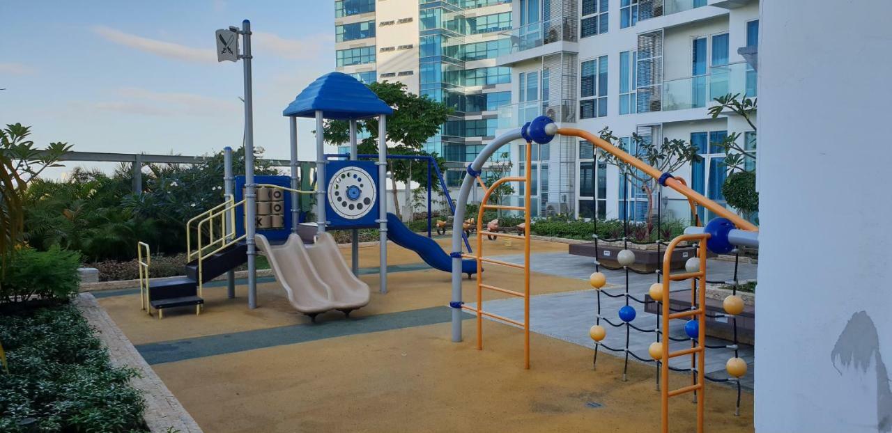 Apartment Sea View At Mactan Newtown Lapu-Lapu City Exterior foto